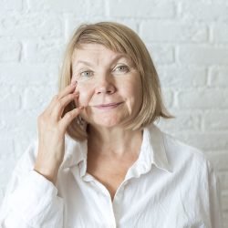 jackie med testi 1-min